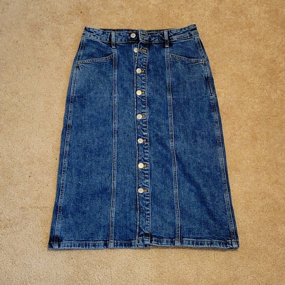 Old navy button skirt